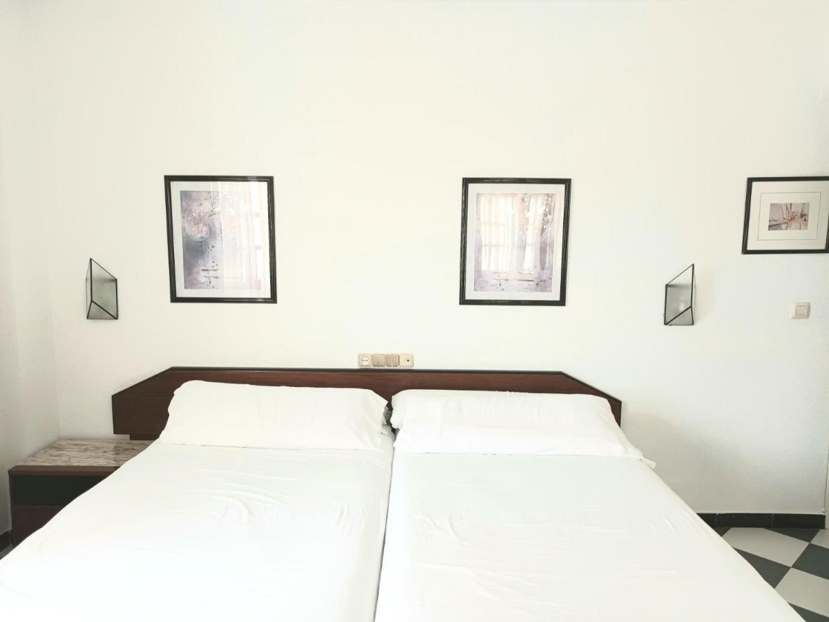 Hotel Las Yucas Atarfe エクステリア 写真