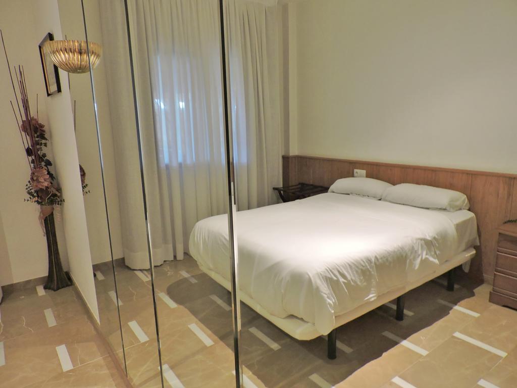 Hotel Las Yucas Atarfe エクステリア 写真