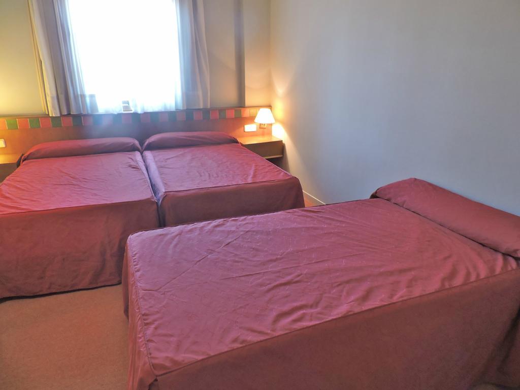 Hotel Las Yucas Atarfe エクステリア 写真