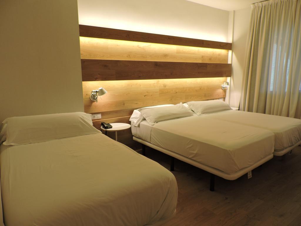 Hotel Las Yucas Atarfe エクステリア 写真